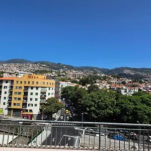 Garden And Seaview - Free Parking Funchal (Madeira)